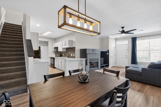 2305 Colfax Lane, Indianapolis, IN 46260