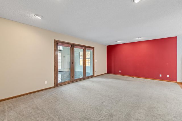 3321 S Knight Ave, Wichita, KS 67217