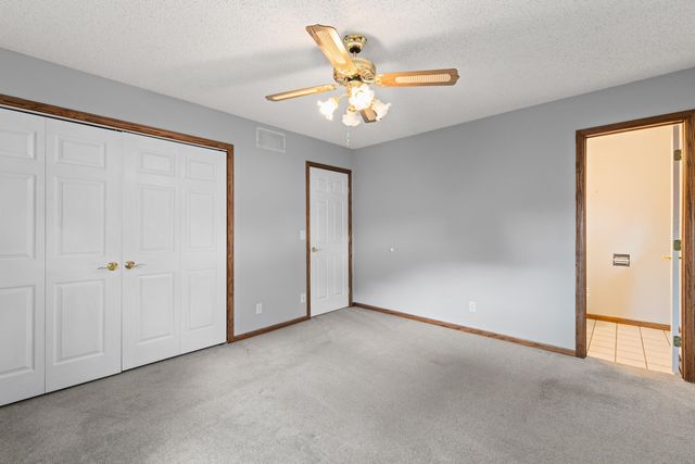 3321 S Knight Ave, Wichita, KS 67217