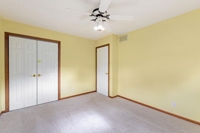 3321 S Knight Ave, Wichita, KS 67217