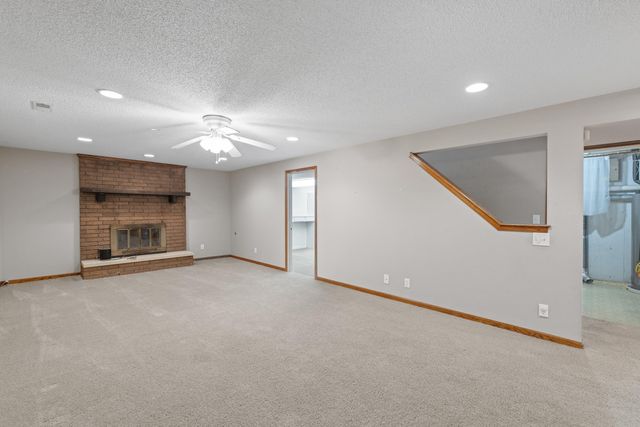 3321 S Knight Ave, Wichita, KS 67217