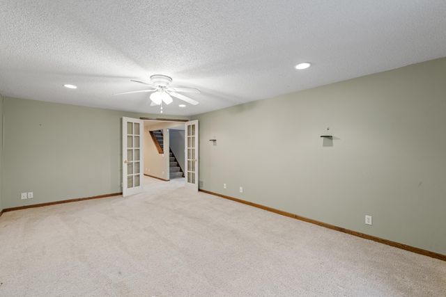 3321 S Knight Ave, Wichita, KS 67217