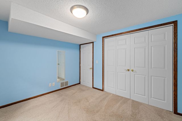 3321 S Knight Ave, Wichita, KS 67217