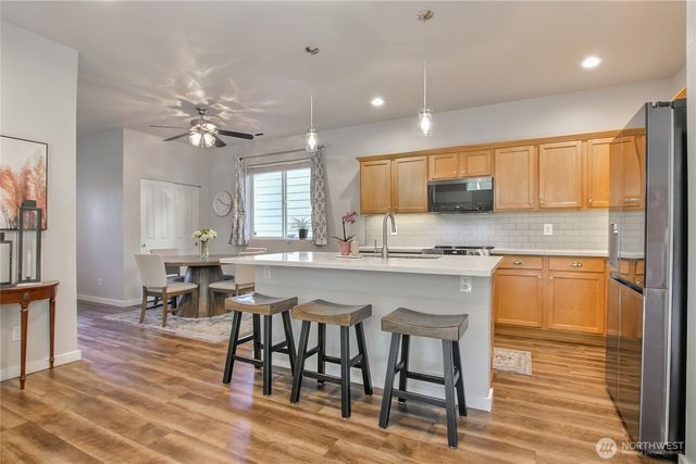 6236 Radiance Blvd E, Fife, WA 98424