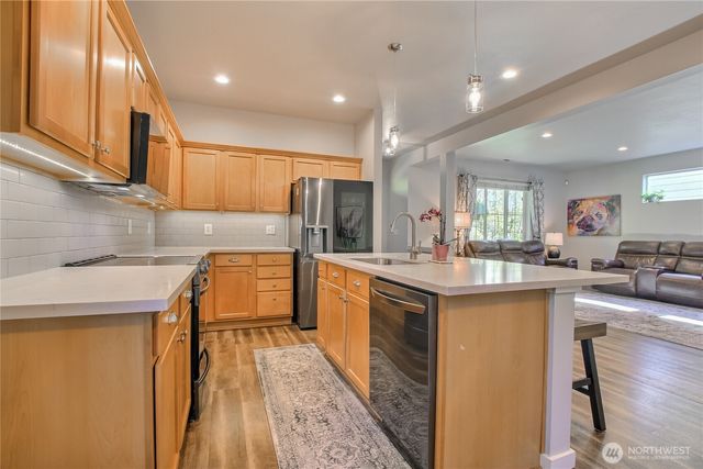 6236 Radiance Blvd E, Fife, WA 98424