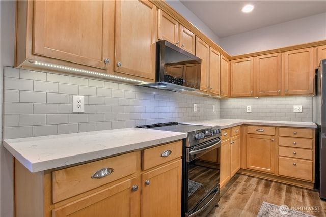 6236 Radiance Blvd E, Fife, WA 98424