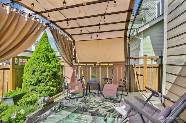 6236 Radiance Blvd E, Fife, WA 98424