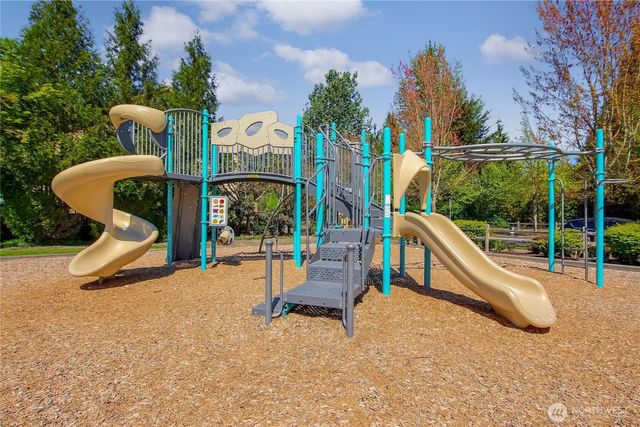 6236 Radiance Blvd E, Fife, WA 98424