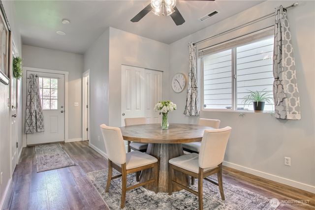 6236 Radiance Blvd E, Fife, WA 98424