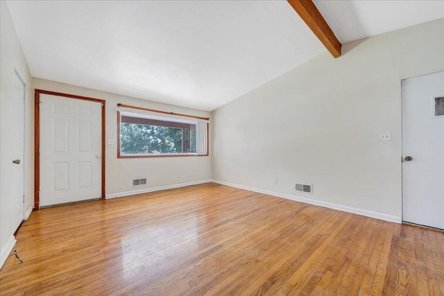 1046 Silverwood RD, Roanoke, VA 24017
