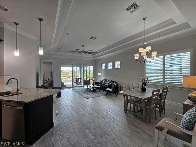 6839 Saona CT, Naples, FL 34113