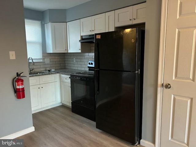 668 TARA DR, Sicklerville, NJ 08081