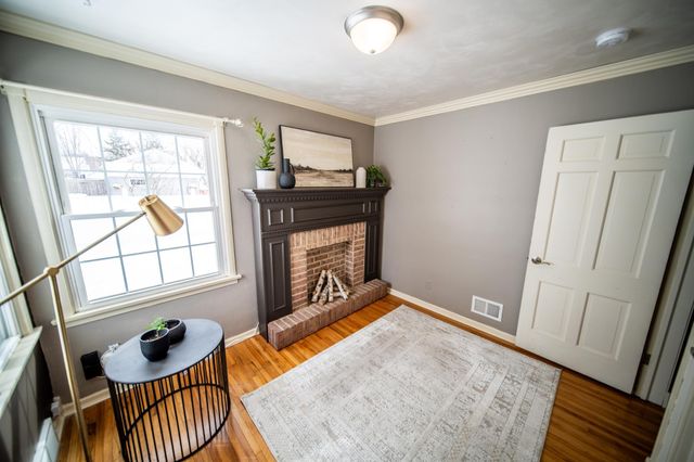 1003 10th Street NE, Rochester, MN 55906