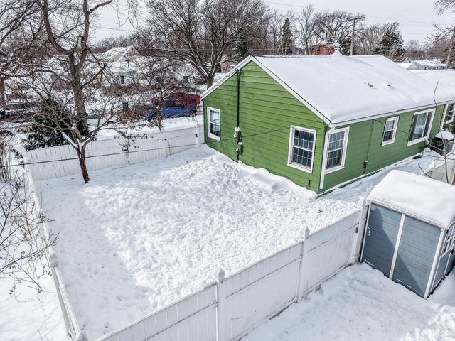 1003 10th Street NE, Rochester, MN 55906