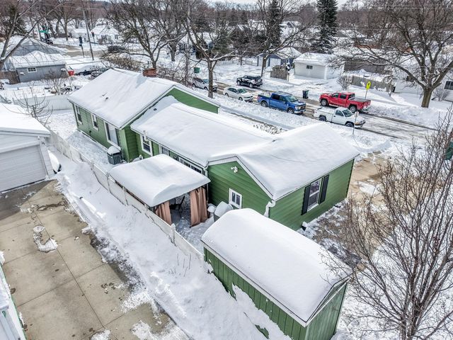 1003 10th Street NE, Rochester, MN 55906