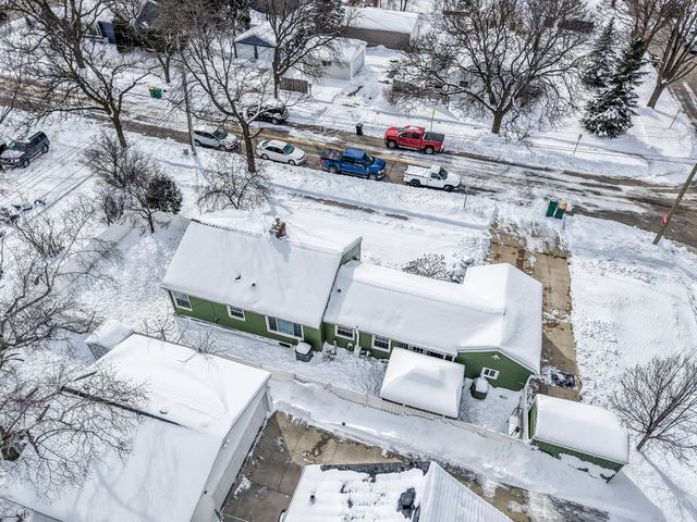 1003 10th Street NE, Rochester, MN 55906