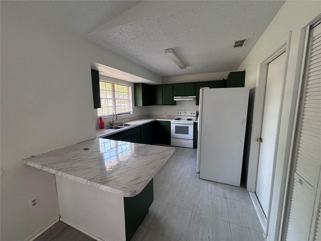 1028 HICKORY ROAD, Ocala, FL 34472