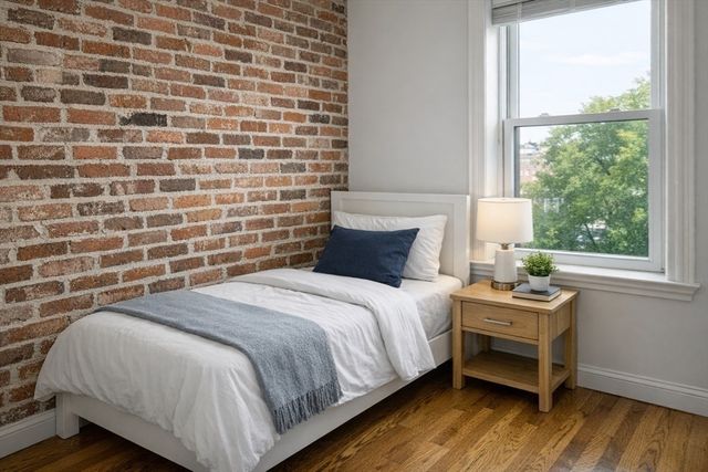 61 Phillips St 3, Boston, MA 02114