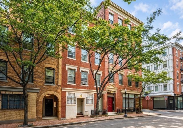 61 Phillips St 3, Boston, MA 02114