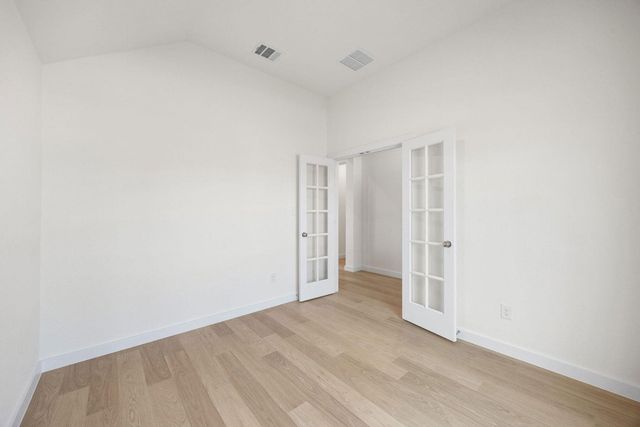 102 Malibu, Hutto, TX 78634