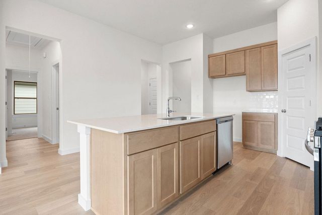 102 Malibu, Hutto, TX 78634