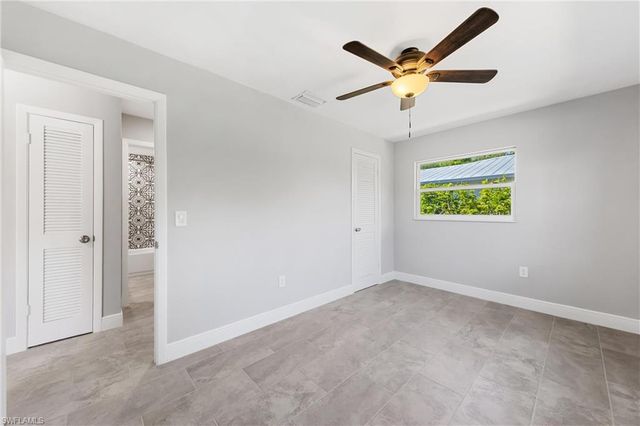 1003 April LN, North Fort Myers, FL 33903