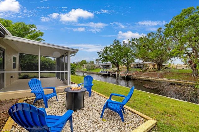 1003 April LN, North Fort Myers, FL 33903