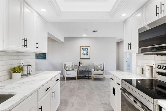 1003 April LN, North Fort Myers, FL 33903