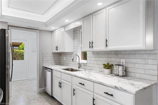 1003 April LN, North Fort Myers, FL 33903