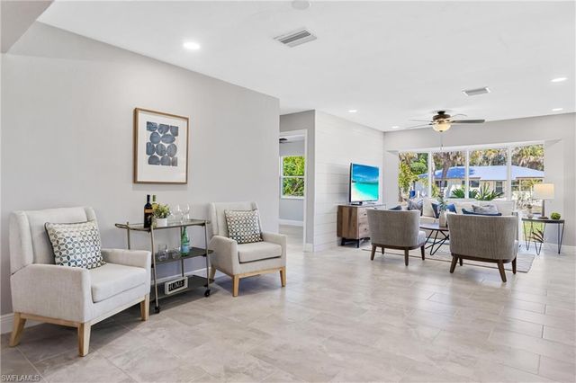 1003 April LN, North Fort Myers, FL 33903