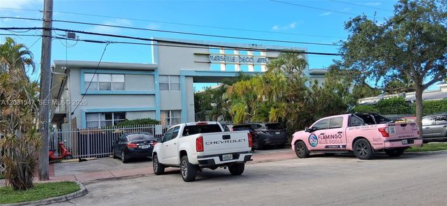 1275 Marseille Dr 40, Miami Beach, FL 33141