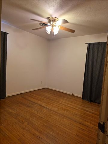 4533 Townsend St, Corpus Christi, TX 78415