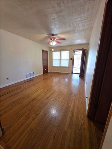 4533 Townsend St, Corpus Christi, TX 78415