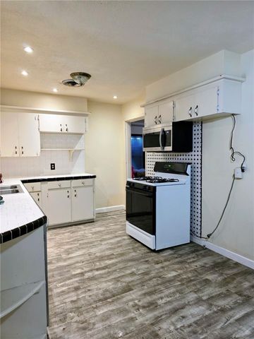 4533 Townsend St, Corpus Christi, TX 78415