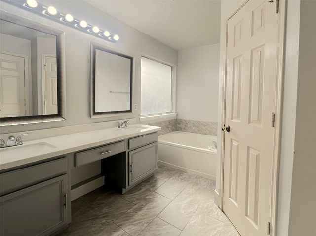 12134 Winter Brook Dr Drive, Houston, TX 77066