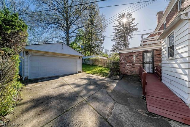 16717 Lomond Boulevard, Shaker Heights, OH 44120