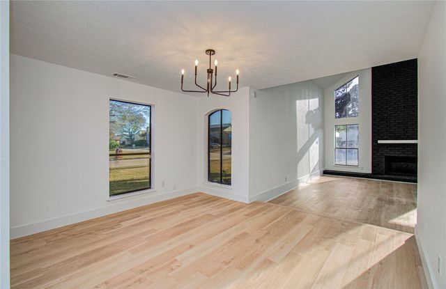 4710 Country Club View, Baytown, TX 77521