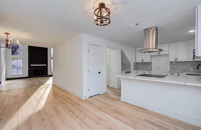 4710 Country Club View, Baytown, TX 77521