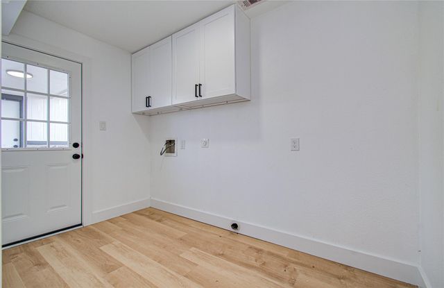 4710 Country Club View, Baytown, TX 77521