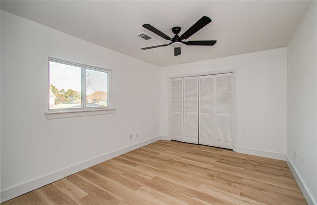 4710 Country Club View, Baytown, TX 77521