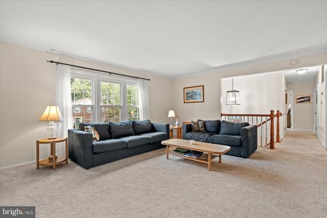 8138 VIOLA ST, Springfield, VA 22152