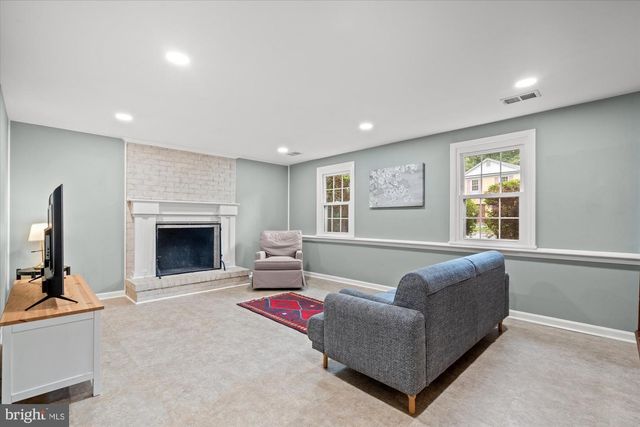 8138 VIOLA ST, Springfield, VA 22152