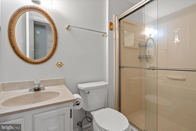 8138 VIOLA ST, Springfield, VA 22152