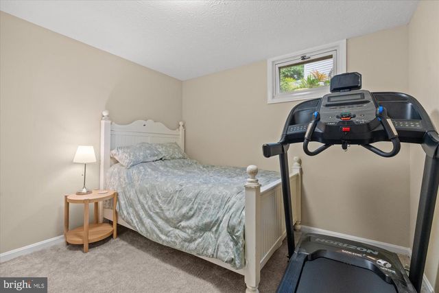 8138 VIOLA ST, Springfield, VA 22152