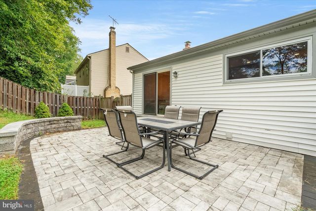 8138 VIOLA ST, Springfield, VA 22152