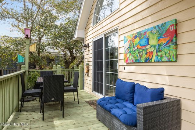 116 Periwinkle Drive West, Emerald Isle, NC 28594