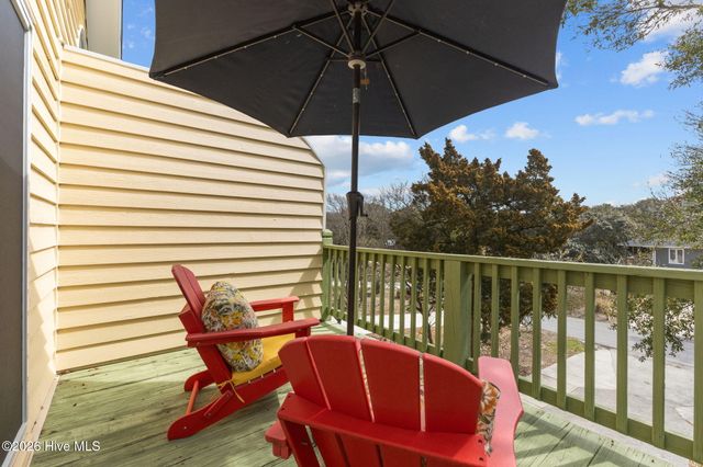 116 Periwinkle Drive West, Emerald Isle, NC 28594