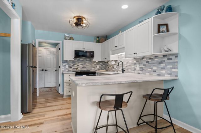 116 Periwinkle Drive West, Emerald Isle, NC 28594