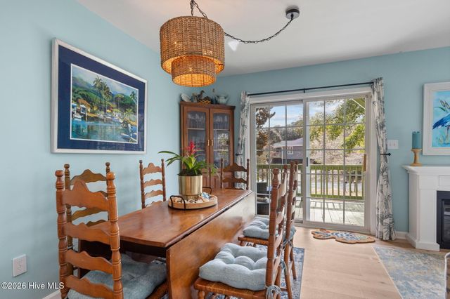 116 Periwinkle Drive West, Emerald Isle, NC 28594