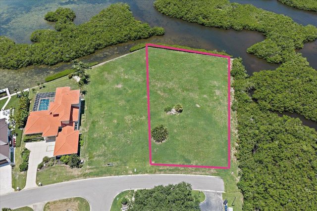 TIDEWOOD AVENUE, Sarasota, FL 34231